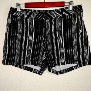 a.n.a. Black & white shorts 🖤 EUC 🖤 4”inseam 🖤 size 10